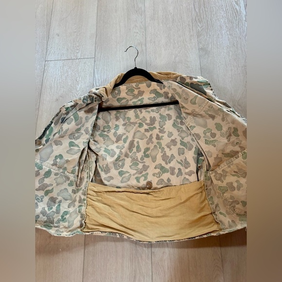 Vintage Women’s Camouflage Jacket with Tan Collar - Picture 3 of 7